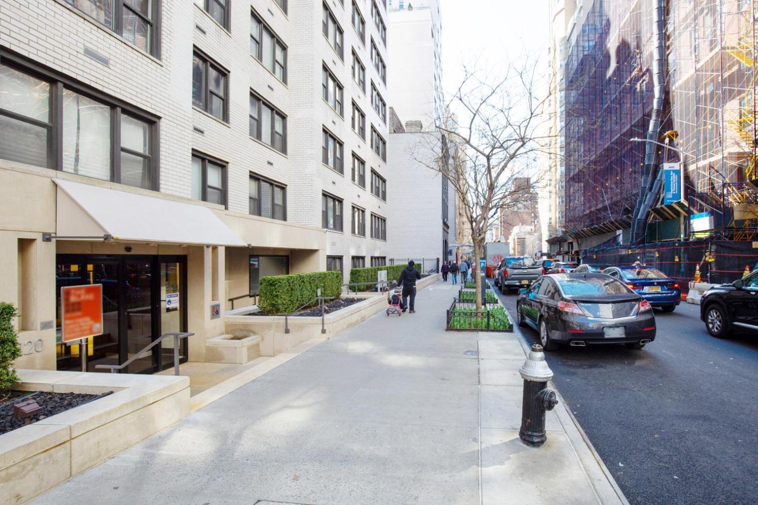 Ues 1br W Doorman Elevator Gym Nr Park Nyc-565 Apartment New York